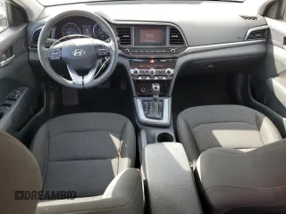 2020 Hyundai Elantra SE z VIN 5NPD74LF7LH600381, wystawiony jako Copart lot #50062255 z przebiegiem 68 795 mil mil oraz Szkoda całkowita • Salvage title. Historia ofert i sprzedaży dostępna na DreamBid. Obrazek 8.