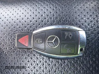 2007 Mercedes-Benz E 350 z VIN WDBUF56X77A995624, wystawiony jako IAAI lot #42305554 z przebiegiem 159 411 mil mil oraz . Historia ofert i sprzedaży dostępna na DreamBid. Obrazek 11.