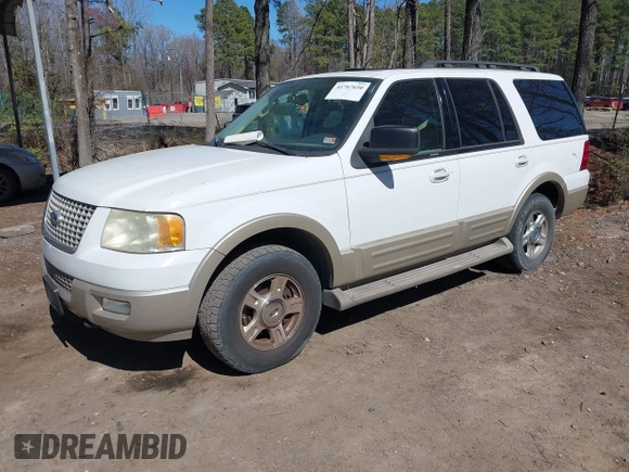 2005 Ford Expedition Eddie Bauer with VIN 1FMFU185X5LB08759, listed as a IAAI auction lot 41767650 with 272,530 mi miles. Bid and sale history available at carsss.com. Image 2.