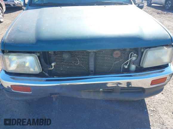 1997 Toyota T100 SR5 with VIN JT4UN24D8V0043214, listed as a IAAI auction lot 42194142 with 292,713 mi miles and . Bid and sale history available at DreamBid. Image 12.