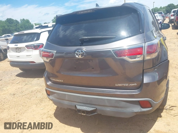 2015 Toyota Highlander Limited with VIN 5TDDKRFH0FS164173, listed as a IAAI auction lot 42323600 with 210,614 mi miles and . Bid and sale history available at DreamBid. Image 16.