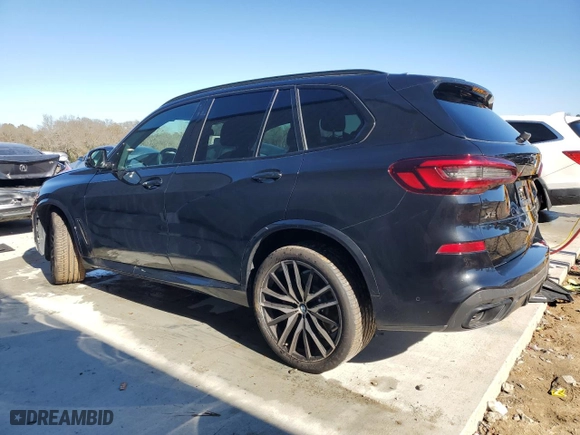 2022 BMW X5 M50i with VIN 5UXJU4C02N9L37623, listed as a Copart auction lot 41375115 with 40,251 mi miles and Salvage Title. Bid and sale history available at carsss.com. Image 2.