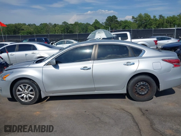 2015 Nissan Altima S z VIN 1N4AL3APXFC586907, wystawiony jako IAAI lot #42295972 z przebiegiem 202 668 mil mil oraz . Historia ofert i sprzedaży dostępna na DreamBid. Obrazek 14.