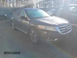 2013 Honda Crosstour EX-L z VIN 5J6TF2H52DL000667, wystawiony jako IAAI lot #41667586 z przebiegiem 233 254 mil mil oraz . Historia ofert i sprzedaży dostępna na DreamBid. Obrazek 1.