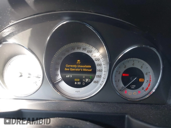 2014 Mercedes-Benz GLK 350 with VIN WDCGG5HB8EG309091, listed as a IAAI auction lot 41837216 with 174,927 mi miles and . Bid and sale history available at carsss.com. Image 7.
