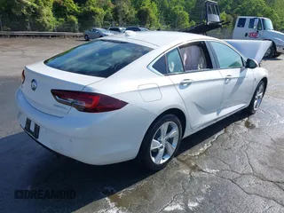 2018 Buick Regal Preferred with VIN W04GL6SX4J1074546, listed as a IAAI auction lot 41623194 with 30,757 mi miles and . Bid and sale history available at DreamBid. Image 4.
