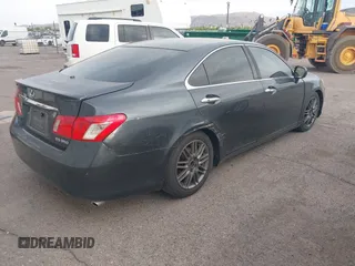 2007 Lexus ES 350 with VIN JTHBJ46G272115620, listed as a IAAI auction lot 41929493 with 183,481 mi miles. Bid and sale history available at carsss.com. Image 4.