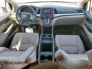 2018 Honda Odyssey LX with VIN 5FNRL6H2XJB101475, listed as a Copart auction lot 47706735 with 91,659 mi miles and Salvage Title. Bid and sale history available at carsss.com. Image 8.