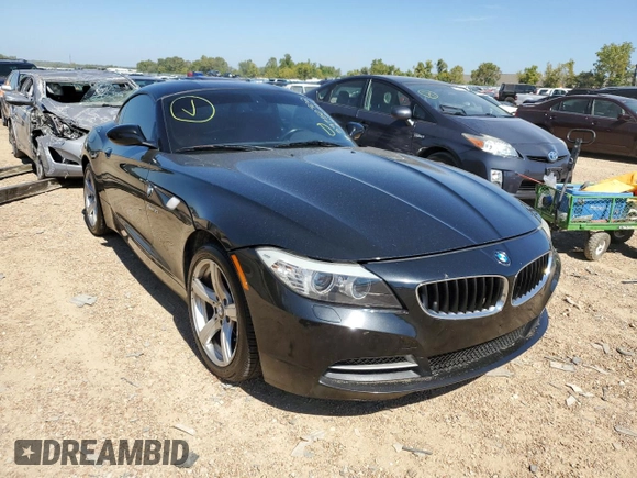2009 BMW Z4 sDrive30i with VIN WBALM535X9E161734, listed as a Copart auction lot 69882644 with 128,815 mi miles and Non Repairable. Bid and sale history available at carsss.com. Image 1.