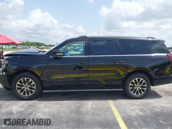 2025 Ford Expedition z VIN 1FMJK1M89SEA17806, wystawiony jako IAAI lot #42438561 z przebiegiem 3 269 mil mil oraz . Historia ofert i sprzedaży dostępna na DreamBid. Obrazek 14.