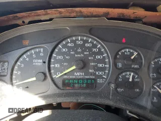 2000 GMC New Sierra 1500 SL with VIN 2GTEC19V3Y1237647, listed as a Copart auction lot 47478435 with 218,258 mi miles and Salvage Title. Bid and sale history available at carsss.com. Image 9.