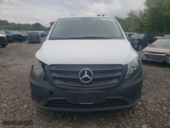 2022 Mercedes-Benz Metris Cargo Van with VIN W1YV0BEY6N4138833, listed as a Copart auction lot 68922824 with 9,493 mi miles and Salvage Title. Bid and sale history available at carsss.com. Image 5.