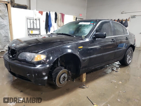 2004 BMW 3 Series 330xi with VIN WBAEW53434PN32952, listed as a Copart auction lot 44027245 with 128,785 mi miles and Salvage Title. Bid and sale history available at carsss.com. Image 1.