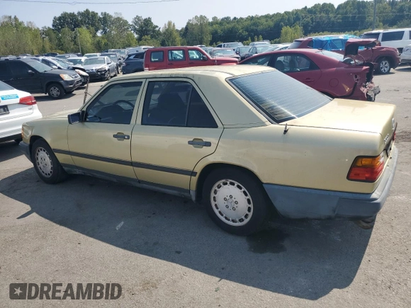 1987 Mercedes-Benz 300 E z VIN WDBEA30D4HA511061, wystawiony jako Copart lot #70599034 z przebiegiem 174 733 mil mil oraz Nie do naprawy • Non repairable. Historia ofert i sprzedaży dostępna na DreamBid. Obrazek 2.