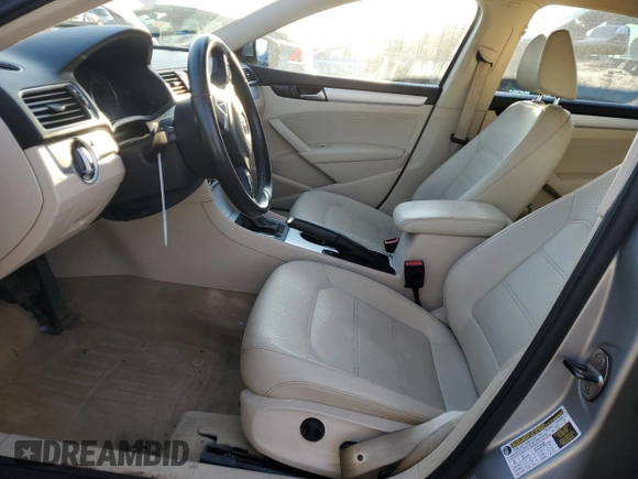 2013 Volkswagen Passat SE w/Sunroof & Nav with VIN 1VWBP7A34DC054196, listed as a Copart auction lot 51770695 with 231,922 mi miles and Clean Title. Bid and sale history available at carsss.com. Image 7.