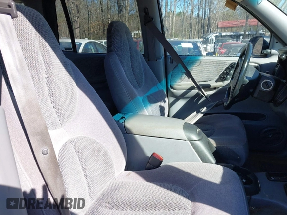 1999 Dodge Durango with VIN 1B4HR28YXXF550566, listed as a IAAI auction lot 41685392 with 189,315 mi miles and . Bid and sale history available at DreamBid. Image 5.