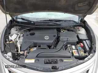 2014 Nissan Altima SV with VIN 1N4AL3AP0EC104072, listed as a IAAI auction lot 41877014 with 173,243 mi miles and . Bid and sale history available at DreamBid. Image 10.