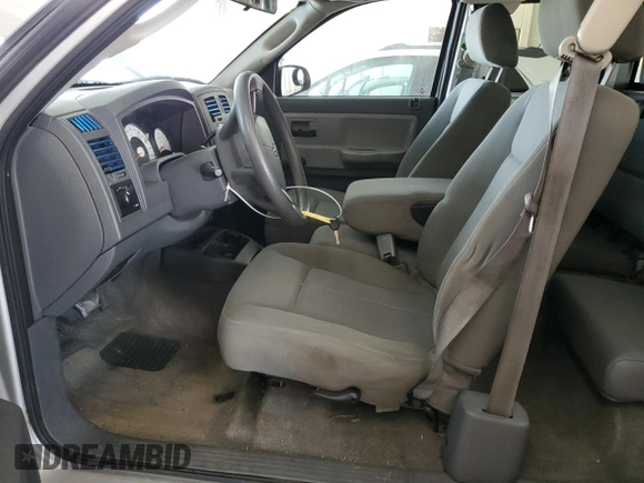 2006 Dodge Dakota ST with VIN 1D7HE22K96S505293, listed as a Copart auction lot 59994704 with 180,796 mi miles and Salvage Title. Bid and sale history available at DreamBid. Image 7.