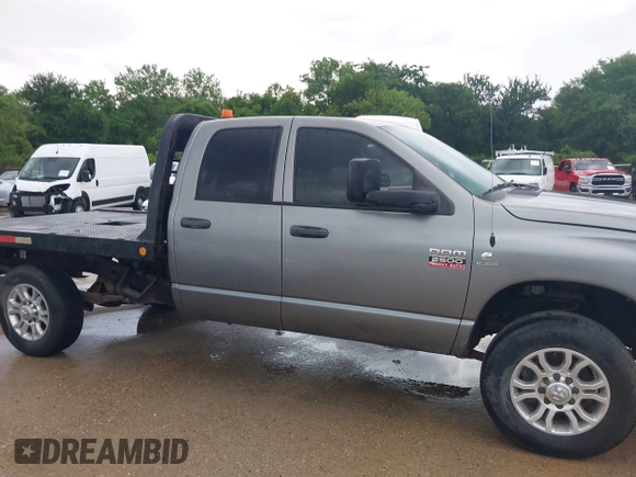 2009 Dodge Ram 2500 ST with VIN 3D7KS28LX9G550043, listed as a IAAI auction lot 42166803 with 291,899 mi miles. Bid and sale history available at carsss.com. Image 13.