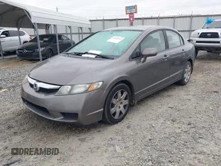 2009 Honda Civic LX z VIN 1HGFA16539L005299, wystawiony jako IAAI lot #41848263 z przebiegiem 169 019 mil mil oraz . Historia ofert i sprzedaży dostępna na DreamBid. Obrazek 17.