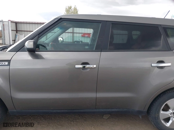 2017 Kia Soul with VIN KNDJN2A21H7485348, listed as a IAAI auction lot 42082739 with 83,557 mi miles. Bid and sale history available at carsss.com. Image 14.