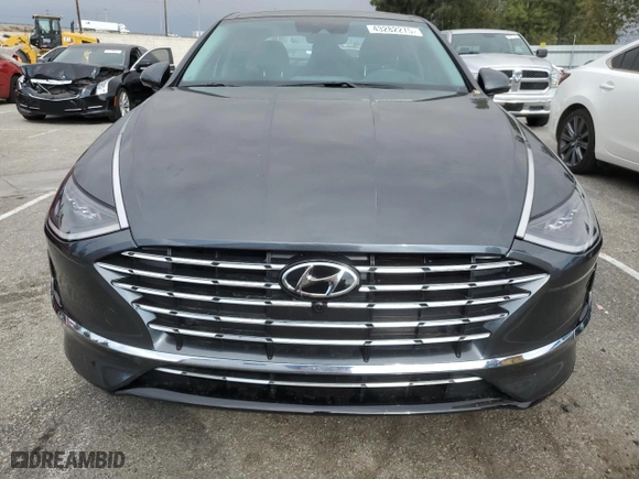 2023 Hyundai Sonata Hybrid Limited with VIN KMHL54JJ6PA064458, listed as a Copart auction lot 43282275 with 18,581 mi miles and Salvage Title. Bid and sale history available at carsss.com. Image 5.