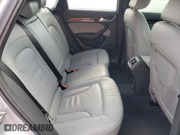 2016 Audi Q3 Premium Plus z VIN WA1BFCFS3GR014721, wystawiony jako Copart lot #57856825 z przebiegiem 76 679 mil mil oraz Szkoda całkowita • Salvage title. Historia ofert i sprzedaży dostępna na DreamBid. Obrazek 11.