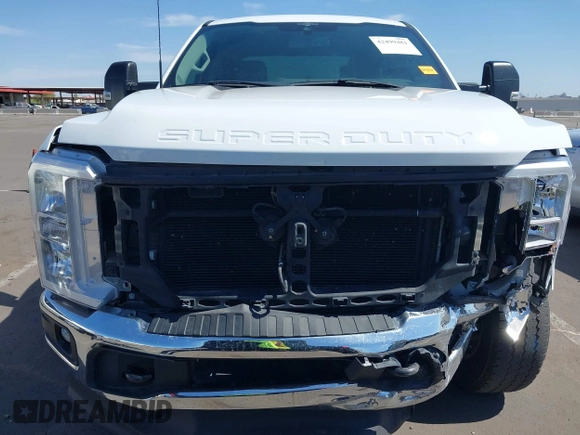 2023 Ford F-250 XL with VIN 1FT7W2BT2PEE13065, listed as a IAAI auction lot 42499481 with 21,948 mi miles and . Bid and sale history available at DreamBid. Image 13.