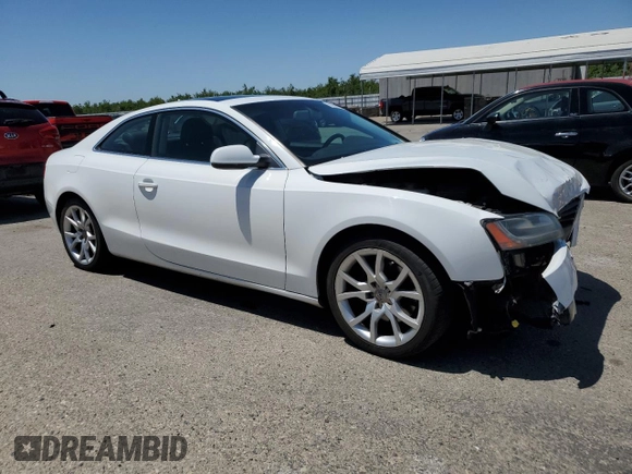 2012 Audi A5 Premium Plus z VIN WAULFAFR0CA024527, wystawiony jako Copart lot #57881905 z przebiegiem 151 689 mil mil oraz Czysty tytuł • Clean title. Historia ofert i sprzedaży dostępna na DreamBid. Obrazek 4.