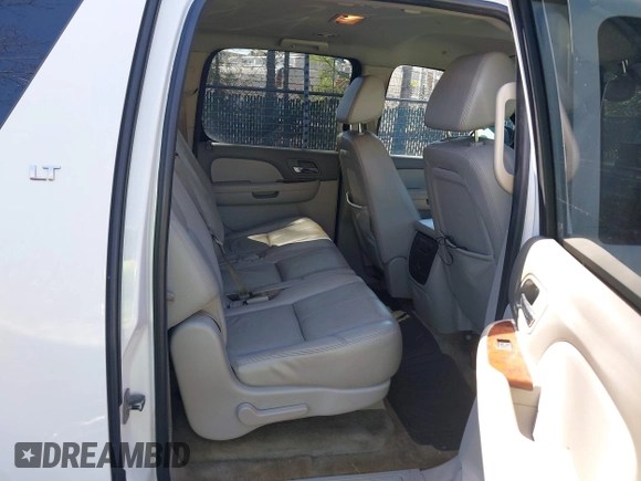 2008 Chevrolet Suburban 2LT with VIN 3GNFK16358G148557, listed as a IAAI auction lot 41839533 with 231,962 mi miles and . Bid and sale history available at DreamBid. Image 8.
