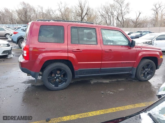 2015 Jeep Patriot Altitude Edition with VIN 1C4NJPBA1FD342995, listed as a IAAI auction lot 41796470 with 130,303 mi miles. Bid and sale history available at carsss.com. Image 13.