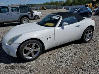 2008 Pontiac Solstice z VIN 1G2MC35B58Y123587, wystawiony jako Copart lot #52017005 z przebiegiem Nie podano mil oraz Szkody całkowita. Historia ofert i sprzedaży dostępna na DreamBid. Obrazek 1.