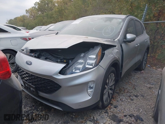 2020 Ford Escape Titanium с VIN 1FMCU9J96LUB18419, выставлен на аукционе IAAI как лот 40612100 с пробегом 40 041 миль миль и . История ставок и продаж доступна на DreamBid. Изображение 17.