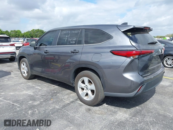 2023 Toyota Highlander L z VIN 5TDKDRAH7PS509046, wystawiony jako IAAI lot #41572986 z przebiegiem 50 039 mil mil oraz . Historia ofert i sprzedaży dostępna na DreamBid. Obrazek 3.