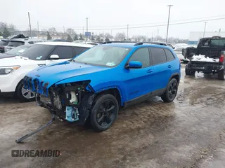 2018 Jeep Cherokee Limited with VIN 1C4PJMDB3JD570003, listed as a IAAI auction lot 41474606 with 56,433 mi miles. Bid and sale history available at carsss.com. Image 20.