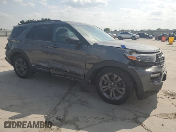 2022 Ford Explorer XLT with VIN 1FMSK7DH8NGB34292, listed as a Copart auction lot 53643735 with 55,726 mi miles and Salvage Title. Bid and sale history available at carsss.com. Image 4.