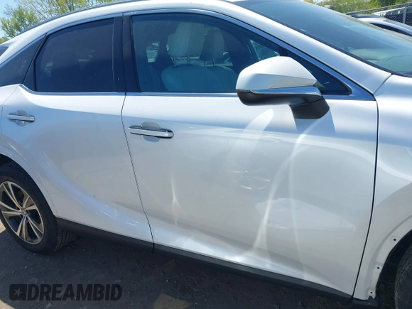2024 Lexus RX 350 with VIN 2T2BAMCA7RC074242, listed as a IAAI auction lot 42220864 with 4,544 mi miles and . Bid and sale history available at DreamBid. Image 14.