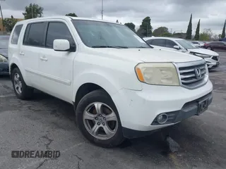 2014 Honda Pilot EX-L with VIN 5FNYF3H54EB003916, listed as a IAAI auction lot 41518679 with 147,456 mi miles. Bid and sale history available at carsss.com. Image 1.