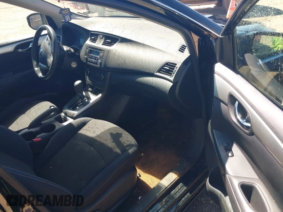 2017 Nissan Sentra SV with VIN 3N1AB7AP3HY235905, listed as a IAAI auction lot 41813814 with 159,932 mi miles and . Bid and sale history available at carsss.com. Image 5.