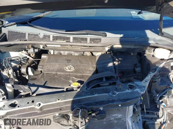 2011 Toyota Sienna XLE AAS with VIN 5TDYK3DC4BS072693, listed as a IAAI auction lot 41579262 with 146,201 mi miles. Bid and sale history available at carsss.com. Image 10.