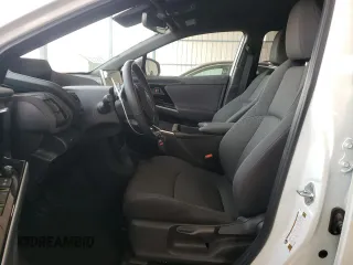 2023 Toyota bZ4X XLE z VIN JTMABABA9PA028605, wystawiony jako Copart lot #64114784 z przebiegiem 4 320 mil mil oraz Czysty tytuł • Clean title. Historia ofert i sprzedaży dostępna na DreamBid. Obrazek 7.