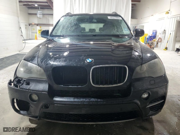 2011 BMW X5 35i with VIN 5UXZV4C58BL413906, listed as a Copart auction lot 48523905 with 161,227 mi miles and Salvage Title. Bid and sale history available at carsss.com. Image 5.