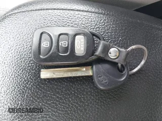 2012 Hyundai Veloster w/Gray Int с VIN KMHTC6AD6CU026944, выставлен на аукционе IAAI как лот 42216988 с пробегом 61 147 миль миль и . История ставок и продаж доступна на DreamBid. Изображение 11.