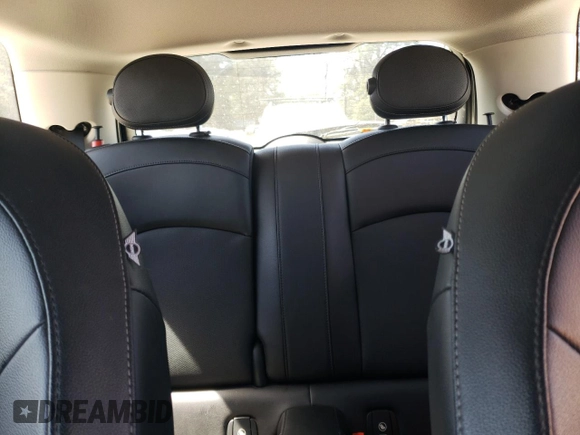 2014 MINI Hardtop with VIN WMWXM5C58ET933123, listed as a Copart auction lot 49443185 with 152,771 mi miles and Salvage Title. Bid and sale history available at DreamBid. Image 10.