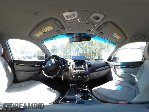 2014 Kia Sorento LX with VIN 5XYKT4A63EG457302, listed as a IAAI auction lot 41859779 with 122,724 mi miles. Bid and sale history available at carsss.com. Image 18.