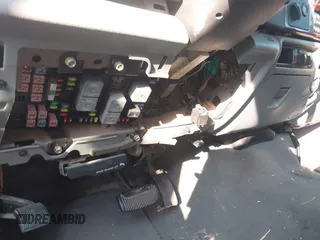 2005 Ford F-250 XL с VIN 1FTSW21PX5EC94046, выставлен на аукционе IAAI как лот 42447824 с пробегом 218 587 миль миль и . История ставок и продаж доступна на DreamBid. Изображение 6.