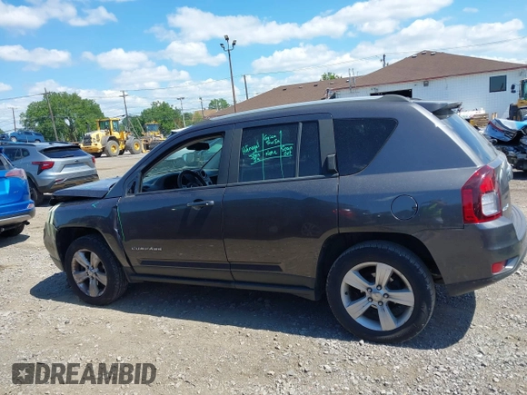 2017 Jeep Compass Sport SE z VIN 1C4NJDBB3HD143859, wystawiony jako IAAI lot #42784214 z przebiegiem 82 815 mil mil oraz . Historia ofert i sprzedaży dostępna na DreamBid. Obrazek 15.