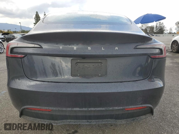2024 Tesla Model 3 z VIN 5YJ3E1EA3RF864786, wystawiony jako Copart lot #48221855 z przebiegiem 1 750 mil mil oraz Szkoda całkowita • Salvage title. Historia ofert i sprzedaży dostępna na DreamBid. Obrazek 6.