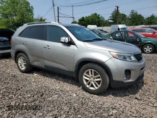2015 Kia Sorento LX with VIN 5XYKTCA69FG636374, listed as a Copart auction lot 60235975 with 108,768 mi miles and Non repairable. Bid and sale history available at DreamBid. Image 4.