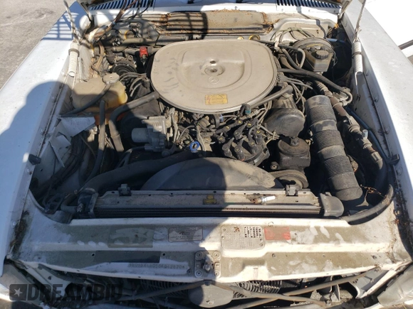 1986 Mercedes-Benz 560 SL z VIN WDBBA48D5GA042820, wystawiony jako Copart lot #71109364 z przebiegiem 173 240 mil mil oraz Czysty tytuł • Clean title. Historia ofert i sprzedaży dostępna na DreamBid. Obrazek 11.